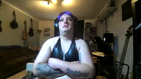 Snapshot of sissylovedoll chatting on October 4, 2025, 12:58 pm Tiffany Candy online show from October 4, 2025, 12:58 pm