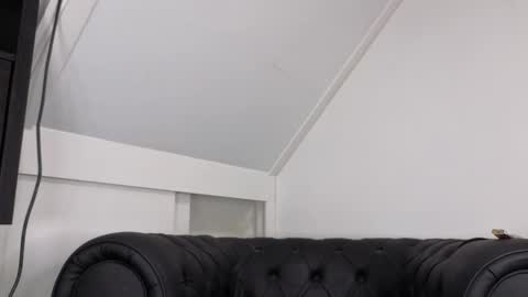 Elise online show from June 7, 2026, 12:09 pm
