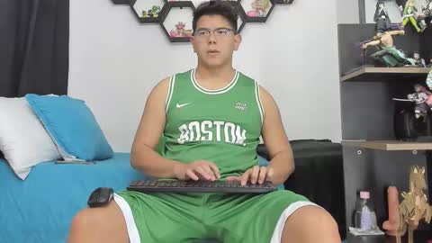 Snapshot of siul_bigcock chatting on December 3, 2025, 11:52 am Siul Thompson online show from December 3, 2025, 11:52 am