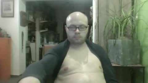 Snapshot of sixten113 chatting on March 4, 2026, 6:03 pm sixten113 online show from March 4, 2026, 6:03 pm