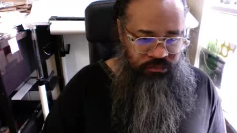 Snapshot of siyah_sakal chatting on January 16, 2025, 2:08 pm siyah_sakal online show from January 16, 2025, 2:08 pm