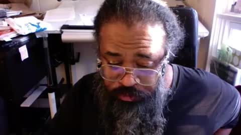 Snapshot of siyah_sakal chatting on February 3, 2025, 12:47 pm siyah_sakal online show from February 3, 2025, 12:47 pm