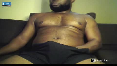 Snapshot of sizedpiper chatting on January 6, 2025, 1:52 pm Pvt is open. Drop thumbs up in satisfaction online show from January 6, 2025, 1:52 pm