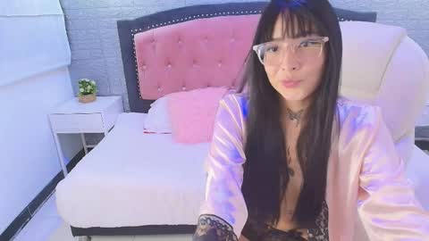 Skadhi online show from April 10, 2026, 8:24 pm