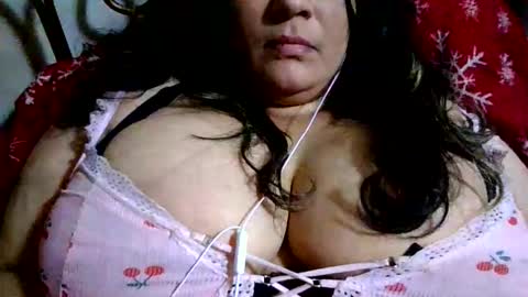 Snapshot of skarkett21 chatting on November 15, 2025, 9:43 pm skarkett21 online show from November 15, 2025, 9:43 pm