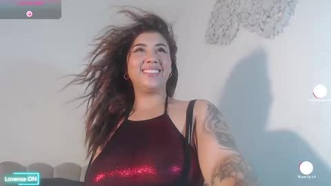 Snapshot of skarlethvilla chatting on January 9, 2025, 5:02 am Skarleth villa online show from January 9, 2025, 5:02 am