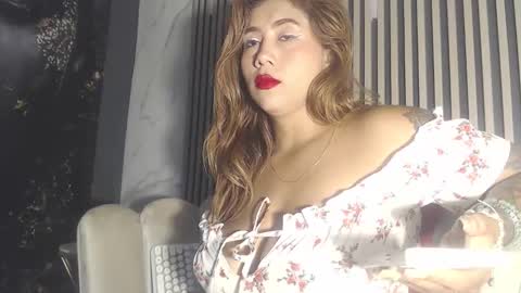 Snapshot of skarlethvilla chatting on November 2, 2025, 10:34 pm Skarleth villa online show from November 2, 2025, 10:34 pm