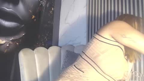 Snapshot of skarlethvilla chatting on November 23, 2025, 2:11 am Skarleth villa online show from November 23, 2025, 2:11 am