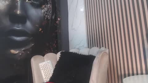 Snapshot of skarlethvilla chatting on November 26, 2025, 2:01 am Skarleth villa online show from November 26, 2025, 2:01 am