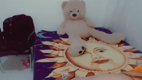 Arlett online show from November 8, 2025, 11:25 pm