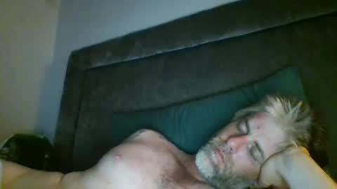 Snapshot of skataz89999 chatting on November 16, 2025, 5:51 pm AJAY online show from November 16, 2025, 5:51 pm