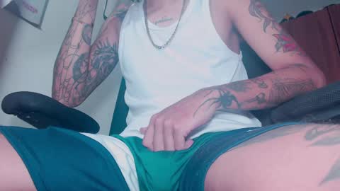 Snapshot of skateboy444 chatting on May 15, 2026, 6:53 am king online show from May 15, 2026, 6:53 am