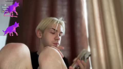 Snapshot of skibatryanka chatting on June 25, 2026, 4:44 pm SKIBA online show from June 25, 2026, 4:44 pm