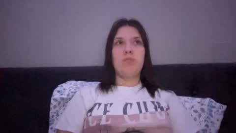 Snapshot of skiimaskabby chatting on February 26, 2025, 4:03 am skiimaskabby online show from February 26, 2025, 4:03 am