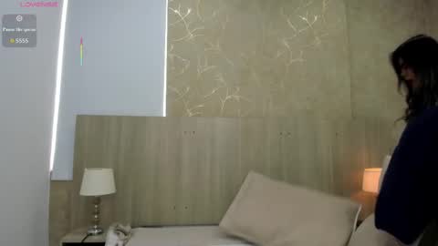 Noa online show from November 21, 2025, 11:31 am