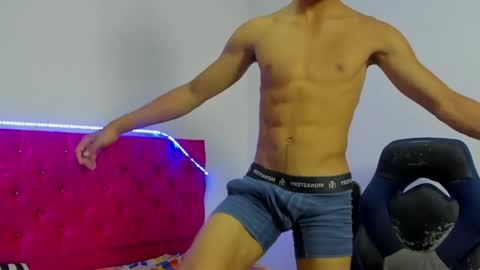 Snapshot of skinny_sam23 chatting on May 16, 2026, 3:58 am sam online show from May 16, 2026, 3:58 am