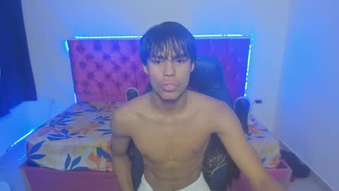 Snapshot of skinny_sam23 chatting on May 24, 2026, 5:01 am sam online show from May 24, 2026, 5:01 am