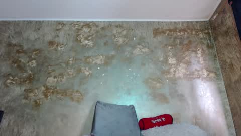 Snapshot of skinny_yizz chatting on January 11, 2025, 9:25 pm Only Pvt online show from January 11, 2025, 9:25 pm