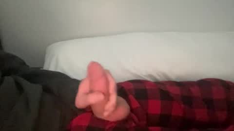 Snapshot of skinnyandweird chatting on March 28, 2026, 2:33 am skinnyandweird online show from March 28, 2026, 2:33 am