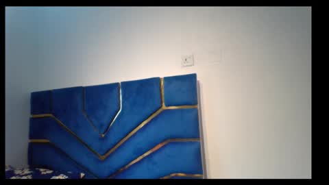 skinnyasssexyboobs online show from November 4, 2025, 12:37 pm