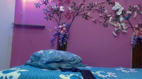 Snapshot of skinnybarbie022 chatting on September 12, 2025, 1:17 am barbi online show from September 12, 2025, 1:17 am