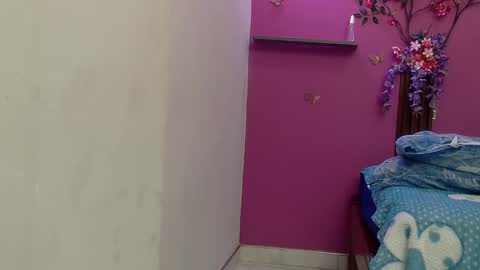 Snapshot of skinnybarbie022 chatting on September 14, 2025, 12:32 am barbi online show from September 14, 2025, 12:32 am