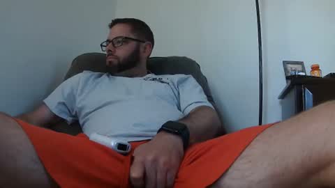 B online show from May 4, 2026, 10:39 pm