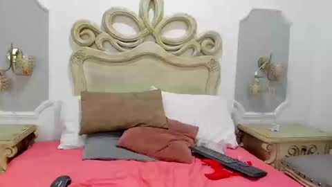 Snapshot of skinnygirl_28 chatting on September 9, 2025, 7:57 pm SkinnyGirl online show from September 9, 2025, 7:57 pm