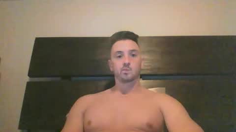 skinnyguylongdick1 online show from December 20, 2025, 2:51 am