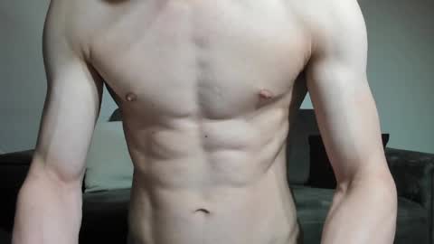 skinnyguywithbigd online show from April 25, 2026, 12:35 am