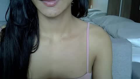 skinnykittencam online show from October 26, 2025, 5:41 pm
