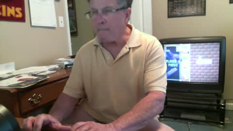 Snapshot of skn1960e chatting on June 29, 2026, 3:12 pm skn1960e online show from June 29, 2026, 3:12 pm