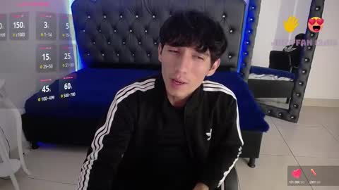 Snapshot of skorpyonmusclee chatting on December 24, 2024, 4:11 am Skorpyon Musclee online show from December 24, 2024, 4:11 am