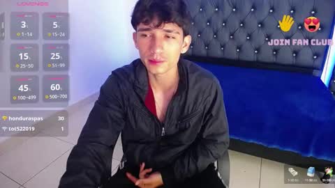 Snapshot of skorpyonmusclee chatting on January 8, 2025, 8:49 am Skorpyon Musclee online show from January 8, 2025, 8:49 am