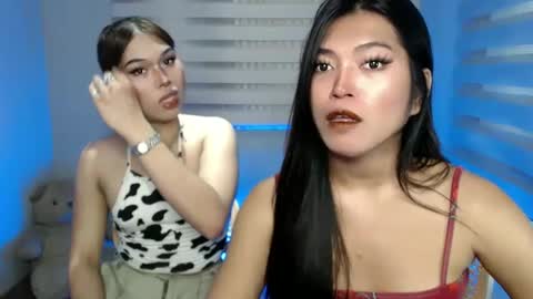 Snapshot of sky_fox_sweetxx chatting on February 3, 2025, 4:35 am    online show from February 3, 2025, 4:35 am