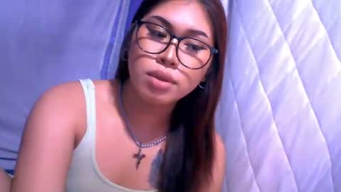 Snapshot of sky_fox_sweetxx chatting on October 7, 2025, 12:46 pm    online show from October 7, 2025, 12:46 pm
