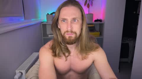 Snapshot of sky_guy25 chatting on November 2, 2025, 9:28 pm sky_guy25 online show from November 2, 2025, 9:28 pm