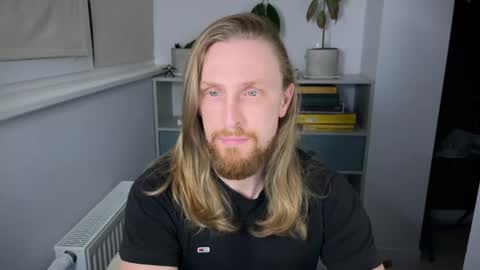 Snapshot of sky_guy25 chatting on November 15, 2025, 9:11 pm sky_guy25 online show from November 15, 2025, 9:11 pm