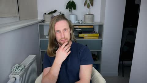 Snapshot of sky_guy25 chatting on November 19, 2025, 8:42 pm sky_guy25 online show from November 19, 2025, 8:42 pm