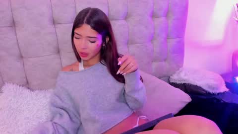 Snapshot of sky_n_zayn chatting on May 20, 2026, 12:22 pm sky_n_zayn online show from May 20, 2026, 12:22 pm