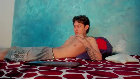 sky_wild online show from December 16, 2025, 2:49 am