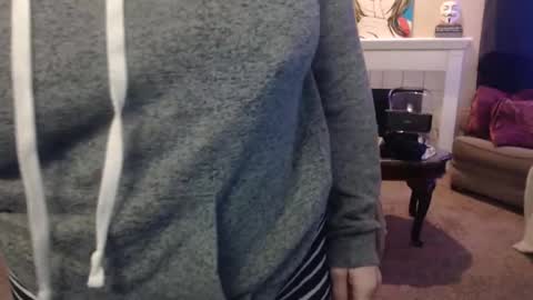 SKYLE   online show from February 23, 2025, 12:30 am