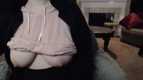 SKYLE   online show from December 2, 2025, 12:49 am