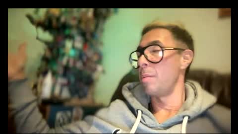 IAN HARD online show from May 8, 2026, 4:23 pm
