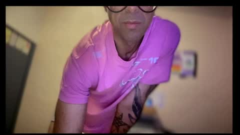 IAN HARD online show from May 10, 2026, 5:07 pm