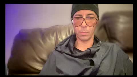 Snapshot of skyfly333 chatting on June 2, 2026, 5:48 pm IAN HARD online show from June 2, 2026, 5:48 pm