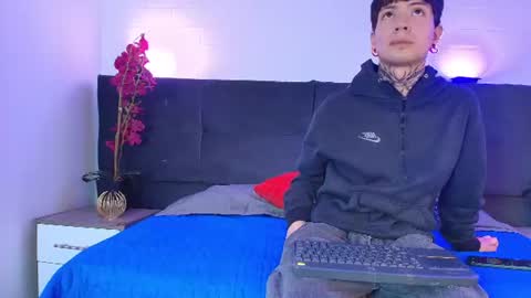 skylen_snow online show from July 1, 2026, 7:24 pm