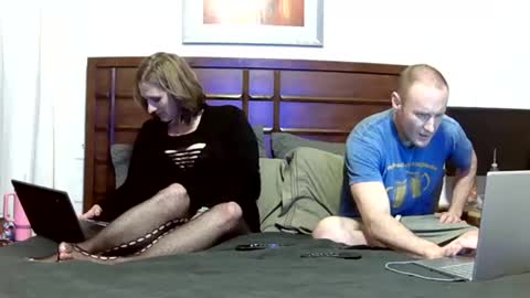 Snapshot of skyler_lo chatting on December 22, 2025, 3:03 am Skyler Lo online show from December 22, 2025, 3:03 am