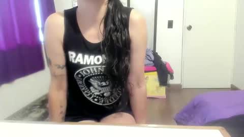 skyler online show from November 23, 2025, 9:14 pm