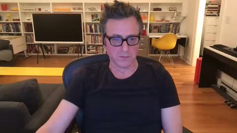 Snapshot of skyline3371 chatting on February 13, 2025, 5:16 am Skyline3371 online show from February 13, 2025, 5:16 am